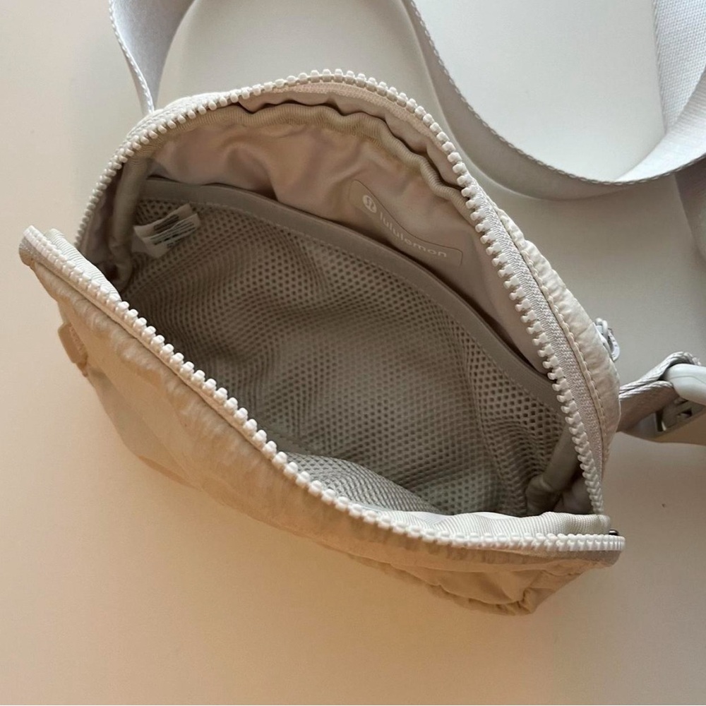 Lululemon Light Ivory Everywhere Crossbody Bag - Picture 3 of 3